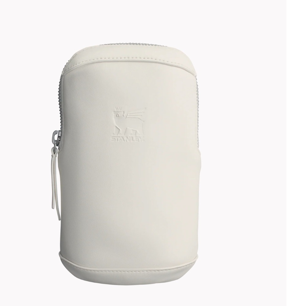 THE STANLEY ESSENTIALS CASE - Cross Bottle Max Phone Keys Wallet Case - Cream